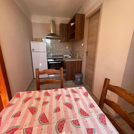 Crveni Apartman Cres Extérieur photo